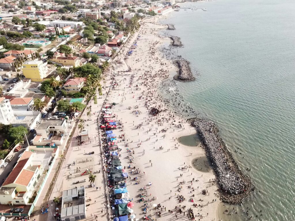 strand i angola